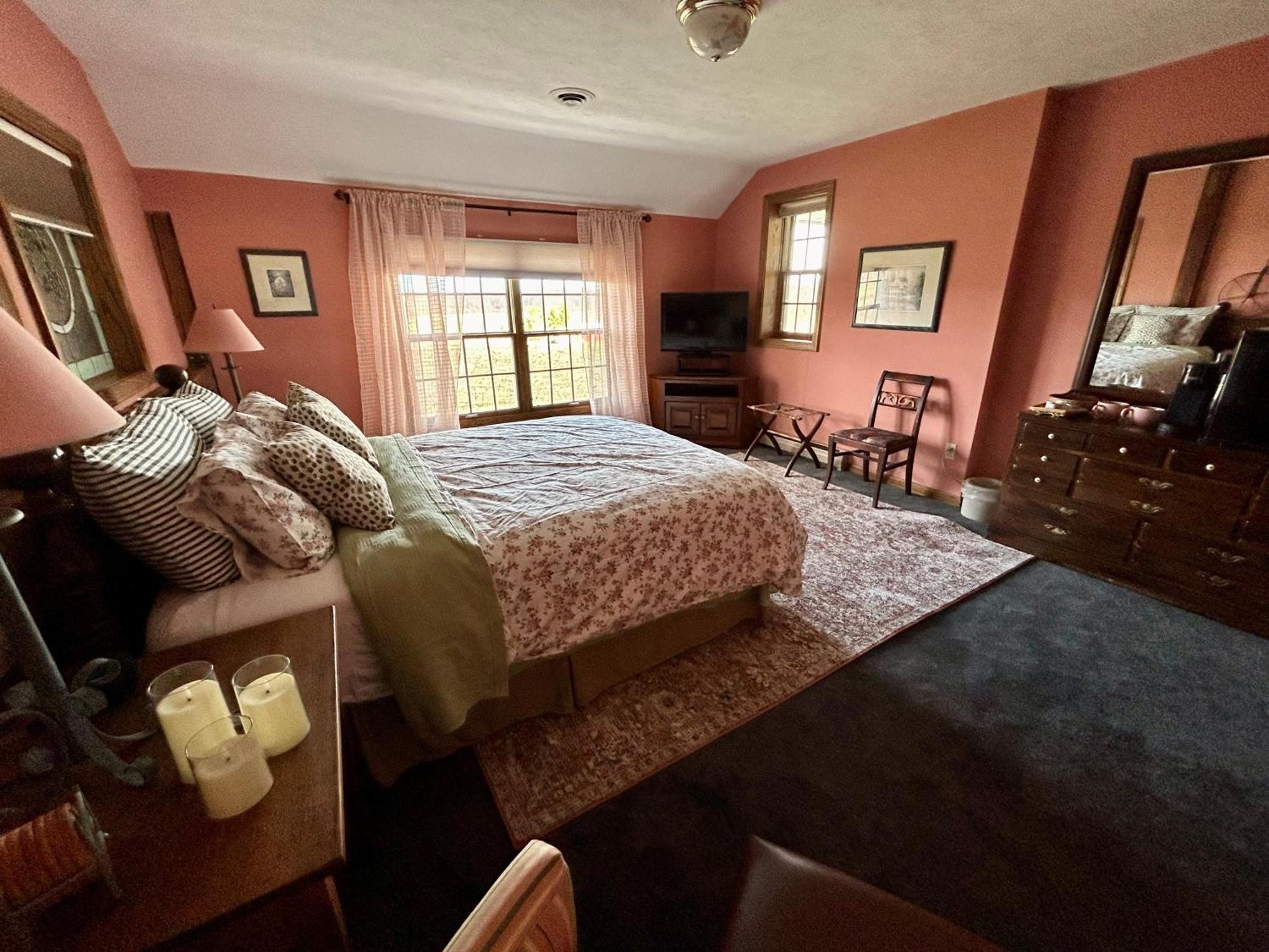 Warner-Concord Farms Bed & Breakfast Geneva Esterno foto