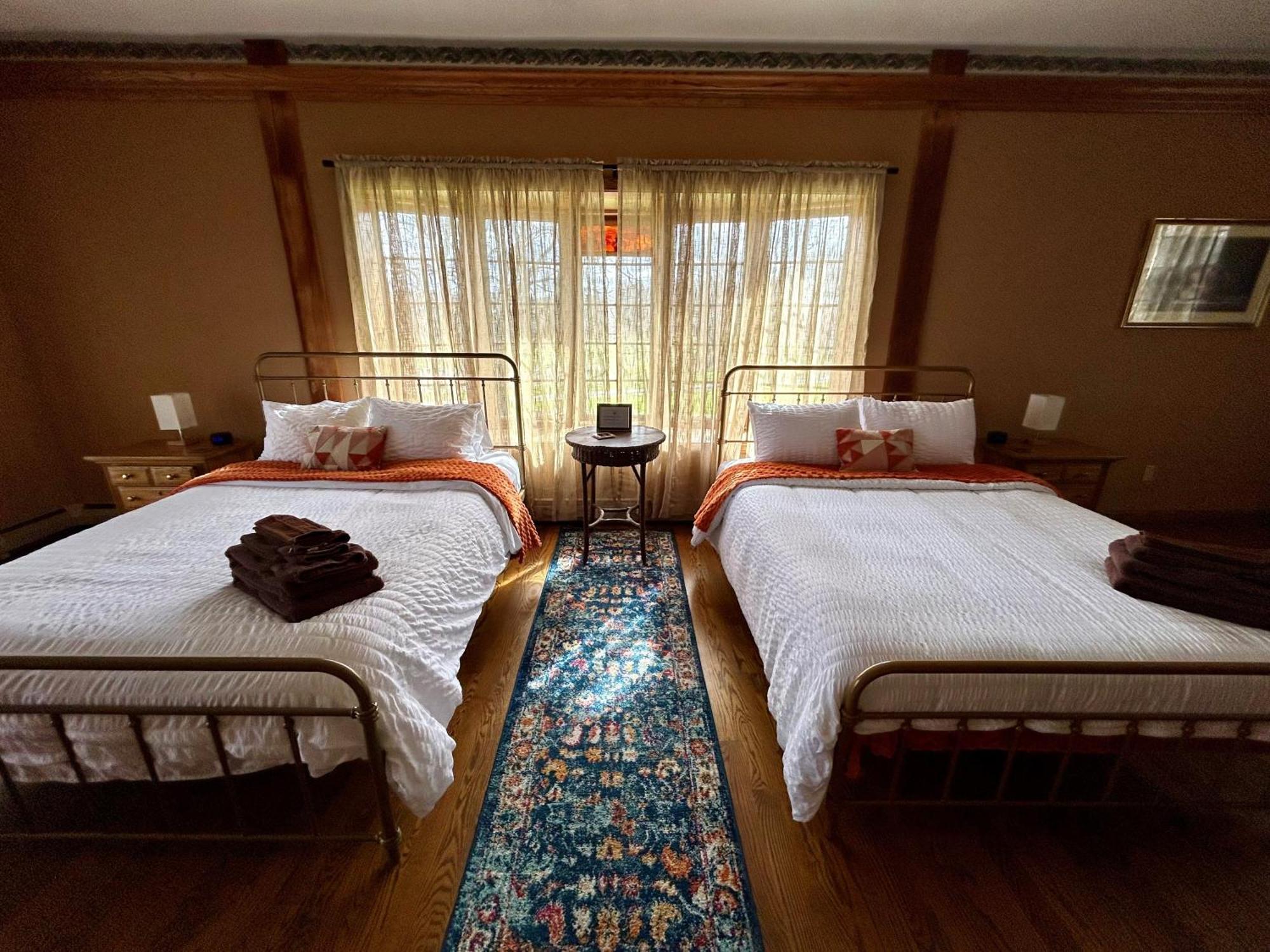 Warner-Concord Farms Bed & Breakfast Geneva Esterno foto