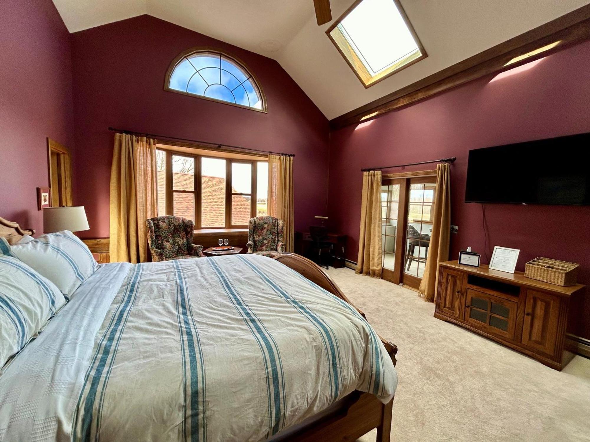 Warner-Concord Farms Bed & Breakfast Geneva Esterno foto